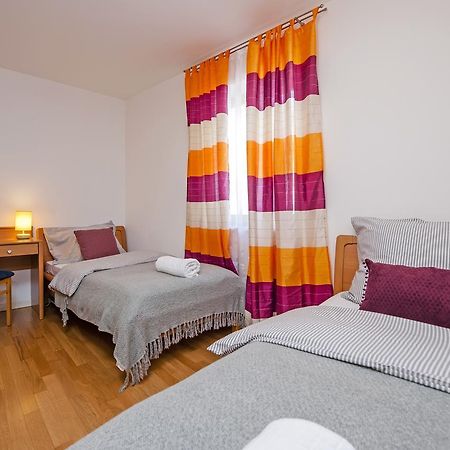 Apartment Campanile Rovinj Exterior foto