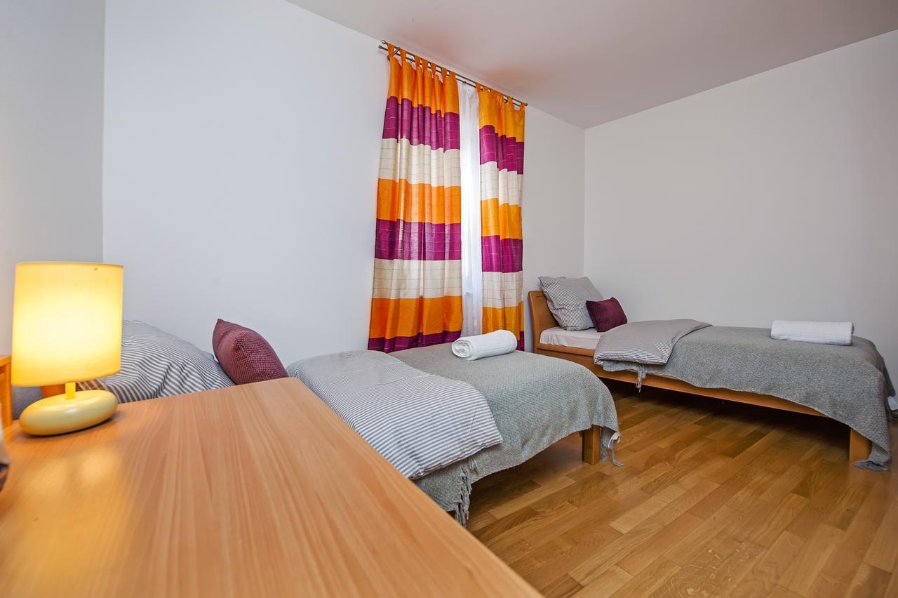 Apartment Campanile Rovinj Exterior foto