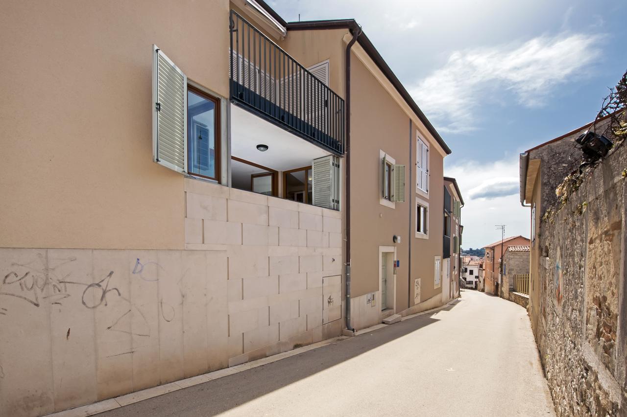 Apartment Campanile Rovinj Exterior foto